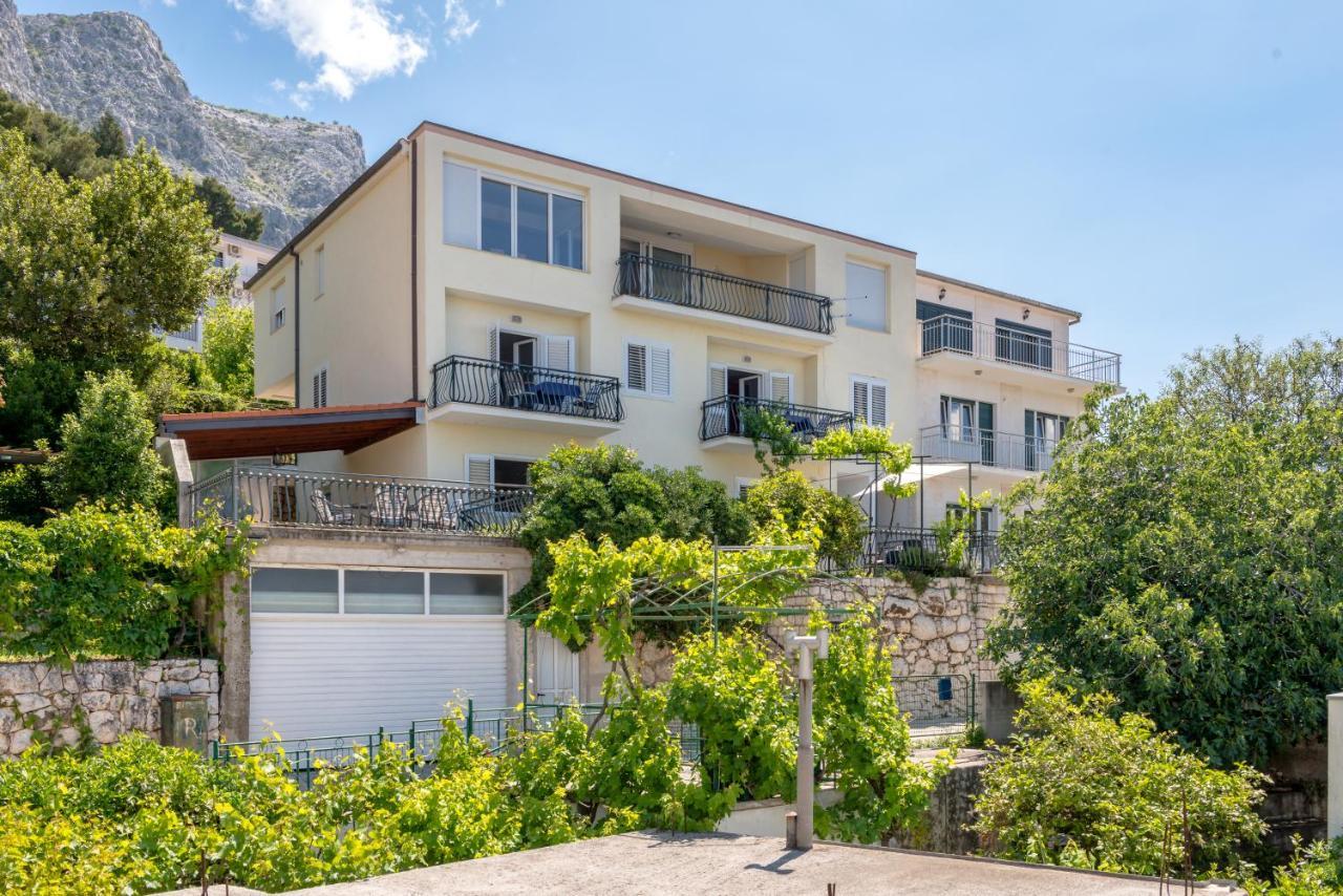 Apartmani Mirta Omis A 외부 사진
